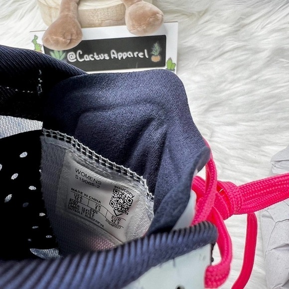 NEW Saucony Type A9 Women's Running Shoes Size 10.5 (9.5 Fitting) - Picture 9 of 9